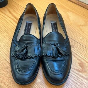 PRICE DROP: Johnston and Murphy black leather kiltie black tassle loafers